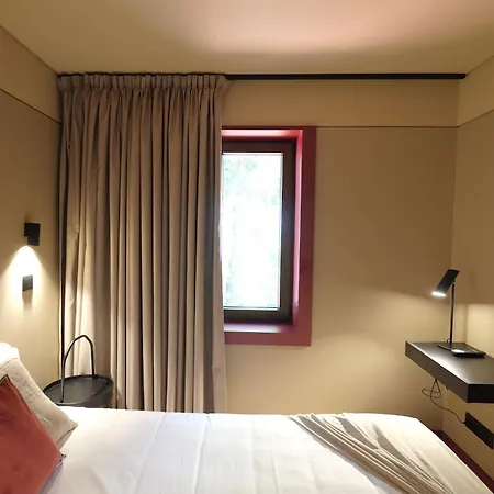 Guest house Oporto Coliving Circunvalacao 13228 *